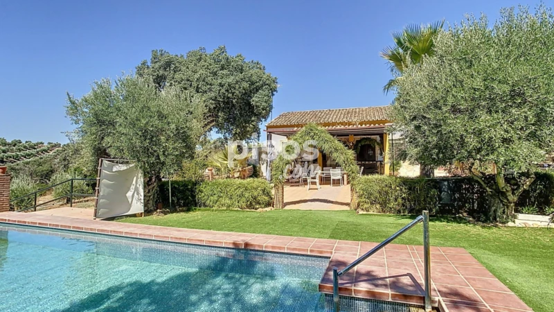Chalet en venta en Calle Diseminados Poligono 9, Adamuz de 299.000 €