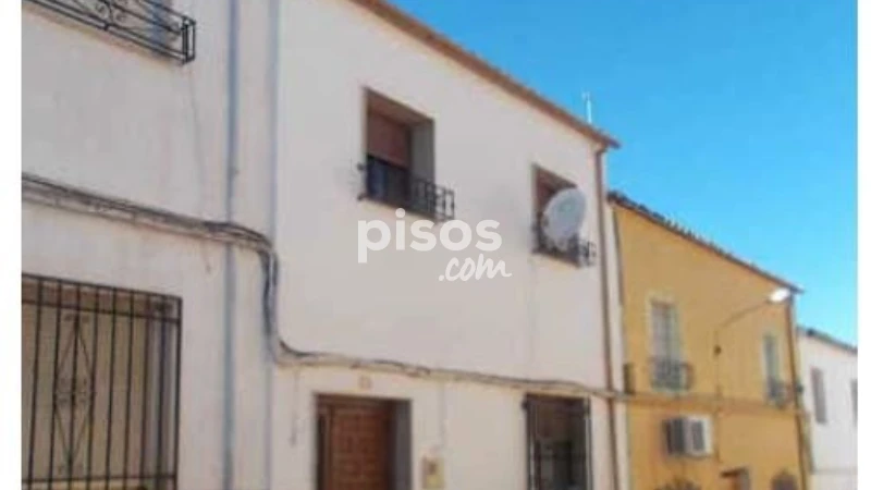 Casa adosada en venta en Calle de Las Navas, Santisteban del Puerto de 69.500 €