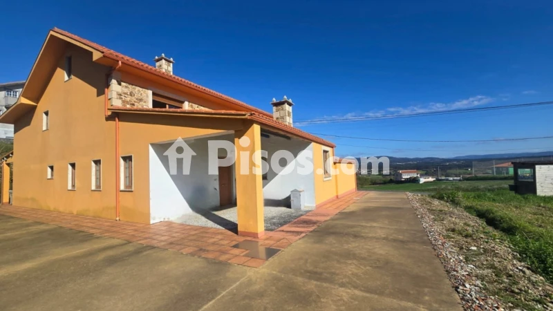 Kuća, 449 m²
