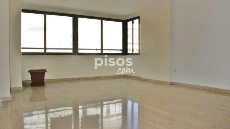 Oficina en alquiler en Ensanche-Diputación, Ensanche-Diputación (Distrito Centro-Ensanche. Alicante - Alacant) de 1.700 €<span>/mes</span>
