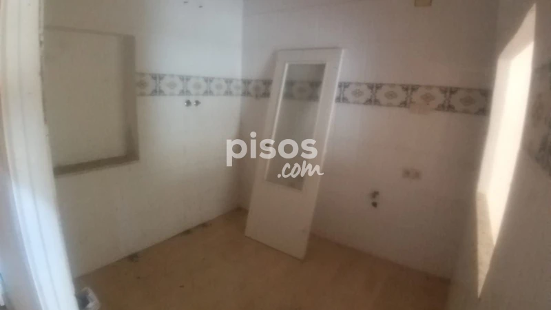 Chalet en venta en Oropesa, Oropesa de 40.000 €