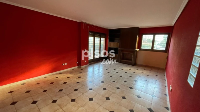 Chalet en venta en Utebo, Utebo de 295.000 €