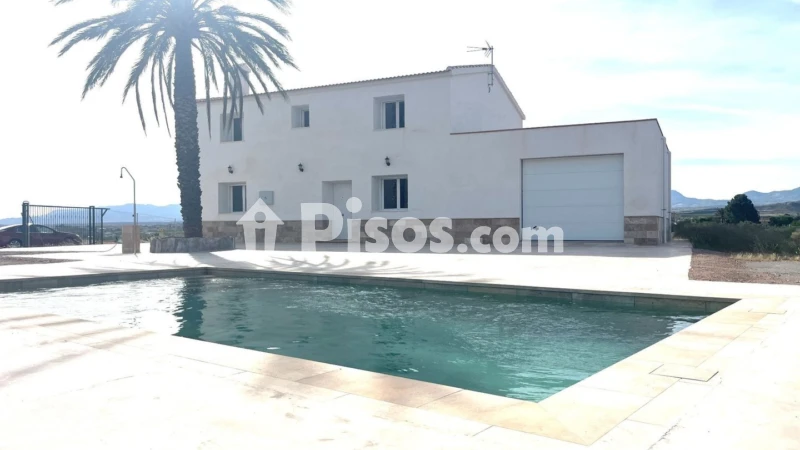 Fotografía del inmueble reportado: 1.200 €/mes — Almería, Almería