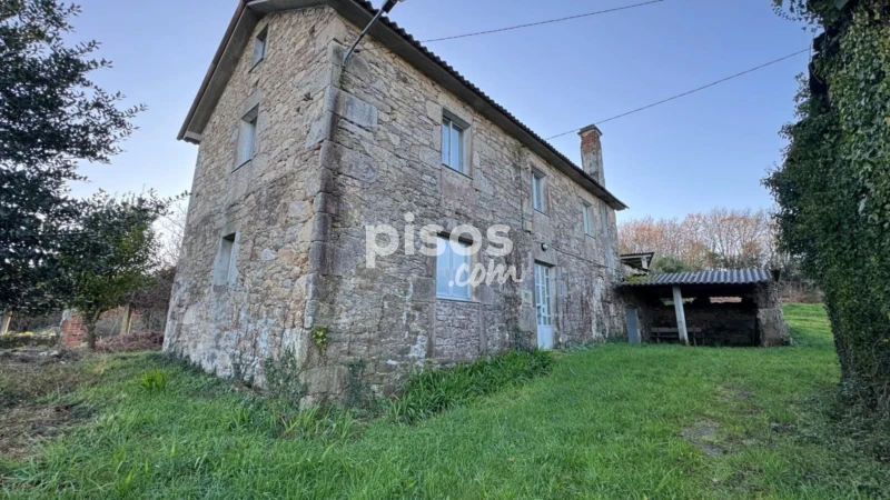 Chalet en venta en Monfero, Monfero de 95.000 €