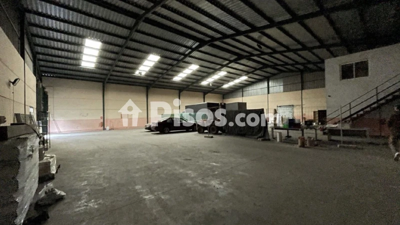 Nave industrial en alquiler en Plasencia - Vista 3