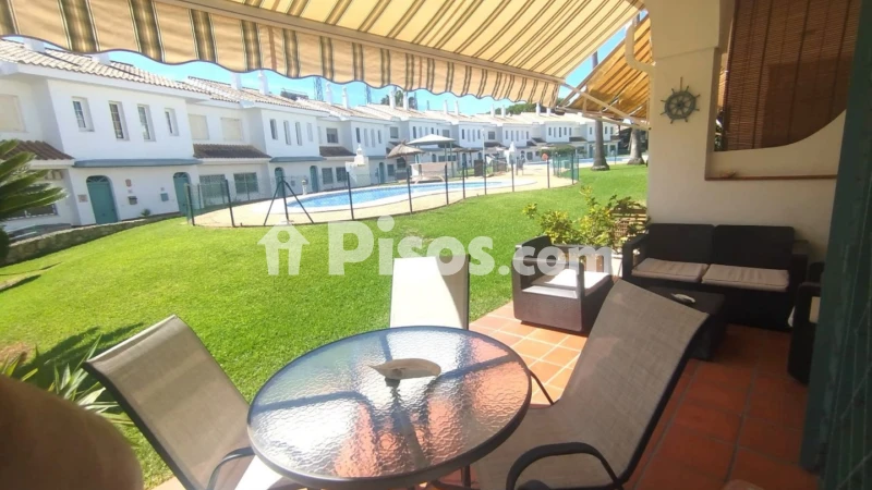 Casa adosada en alquiler en Nuevo Portil - Vista 3