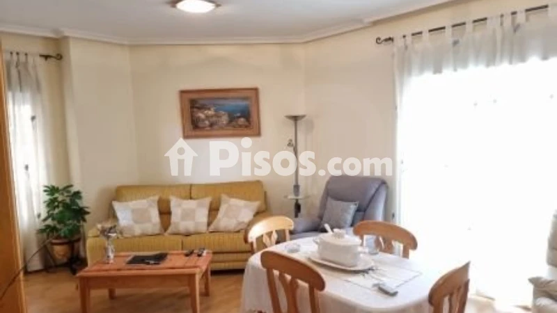 Piso – Albatera, Urbanización Serralba