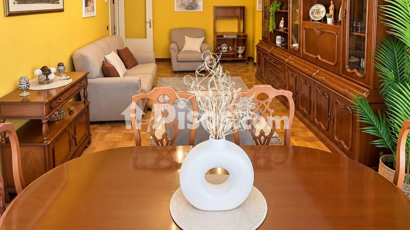 Fotografía del inmueble reportado: 950 €/mes — León, León