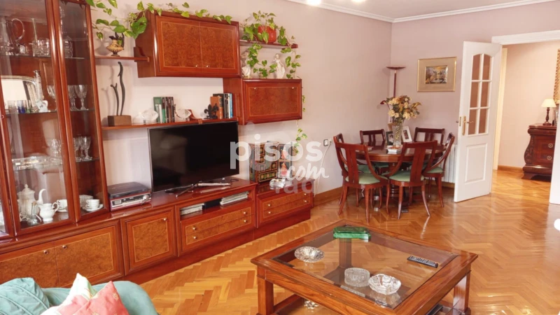 Piso en venta en Soria, El Calaverón-Los Pajaritos (Soria Capital) de 315.000 €