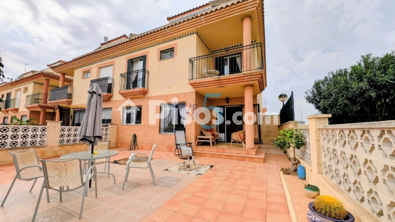 Casa – Daya Nueva