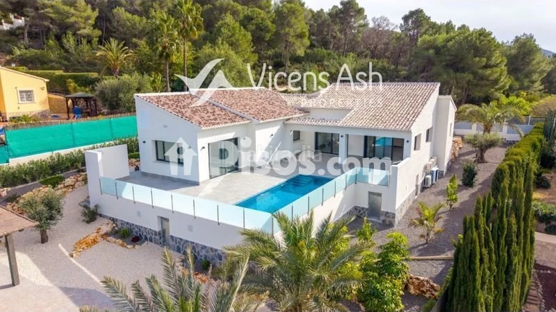 Casa en venta en Carrer del Río Jalón - Vista 3