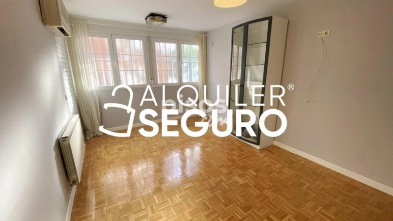 Piso en alquiler en Ciudad Lineal