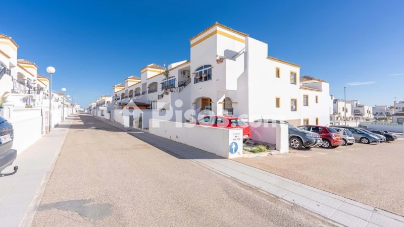 Piso – Orihuela, Laguna Green 1, Entrenaranjos