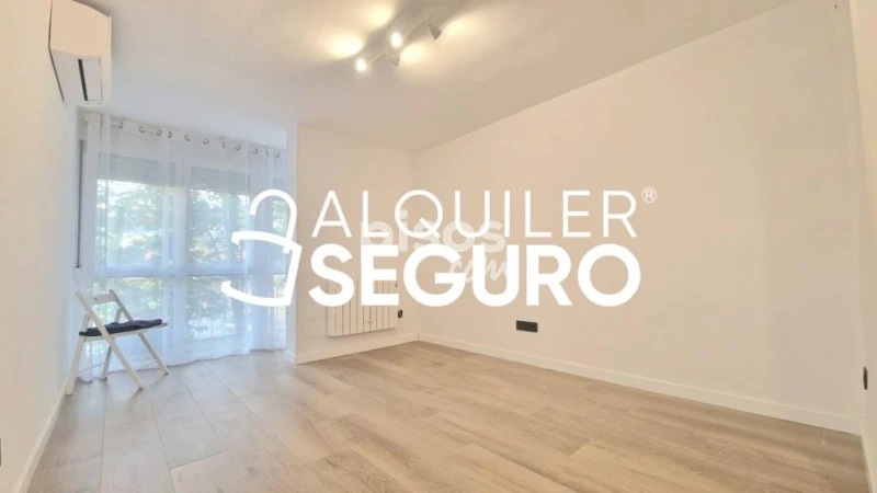 Piso en alquiler en Ciudad Lineal