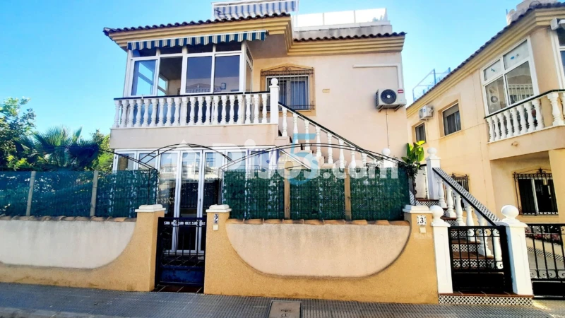 Piso – Orihuela, Residencia El Cortijo, Urbanización La Zenia II