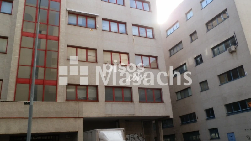 Industrial warehouse for sale in Buenavista, Buenavista (District Carabanchel. Madrid Capital) of 570.000 €