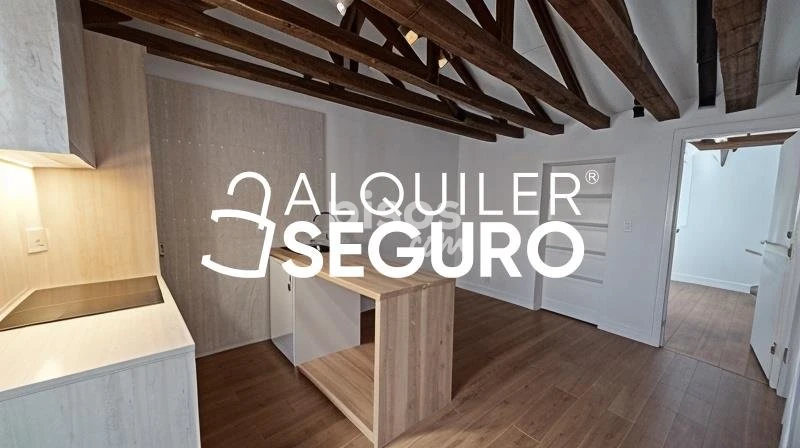 Piso en alquiler en Centro