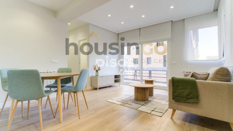 Piso en alquiler en Calle de Ángel Muñoz