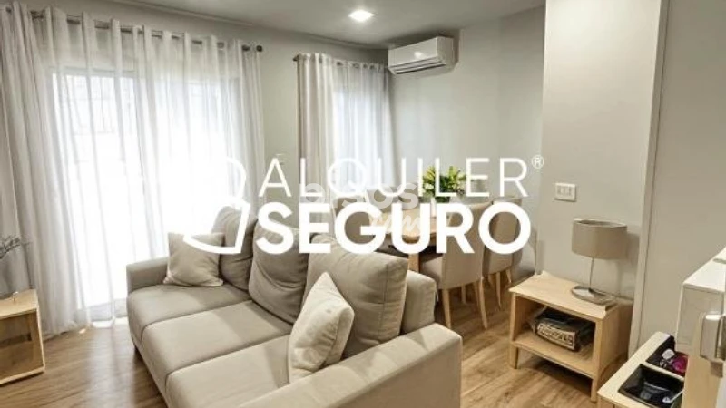 Piso en alquiler en Latina