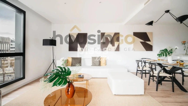 Piso en alquiler en Calle de García de Paredes, cerca de Calle de Miguel Ángel