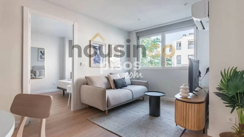 Piso en alquiler en Calle de Londres, cerca de Calle de Francisco Navacerrada