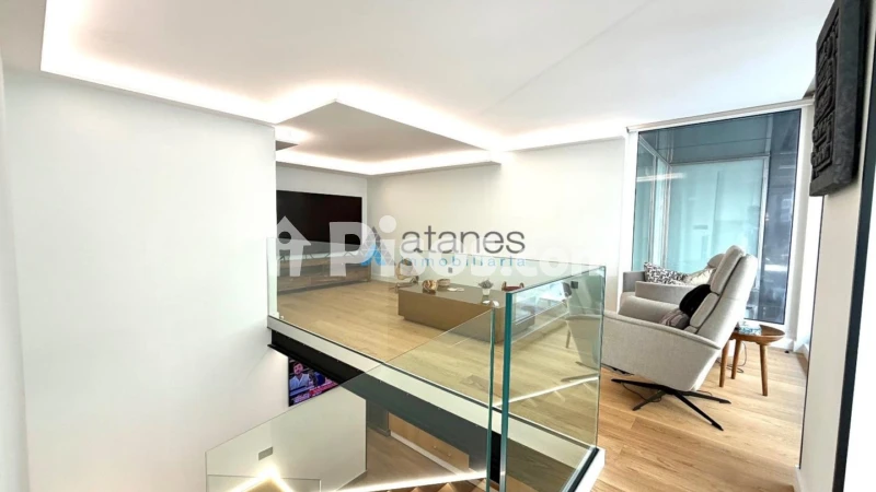Dúplex en venta en Cuatro Caminos/ Corte Inglés/ Parque Oza