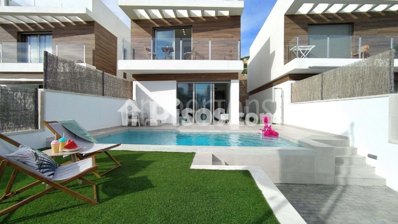 Casa – Orihuela, Pau 8-Canal Norte, Villa Martín