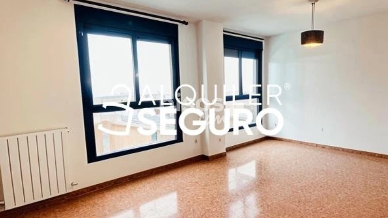 Piso en alquiler en Vila-Real, Zona Avinguda Alemanya-Avinguda Itàlia (Vila-real) de 650 €<span>/mes</span>