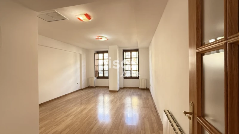 Piso en alquiler en Calle de Pelayo, 6