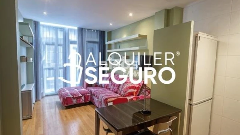 Piso en alquiler en Latina