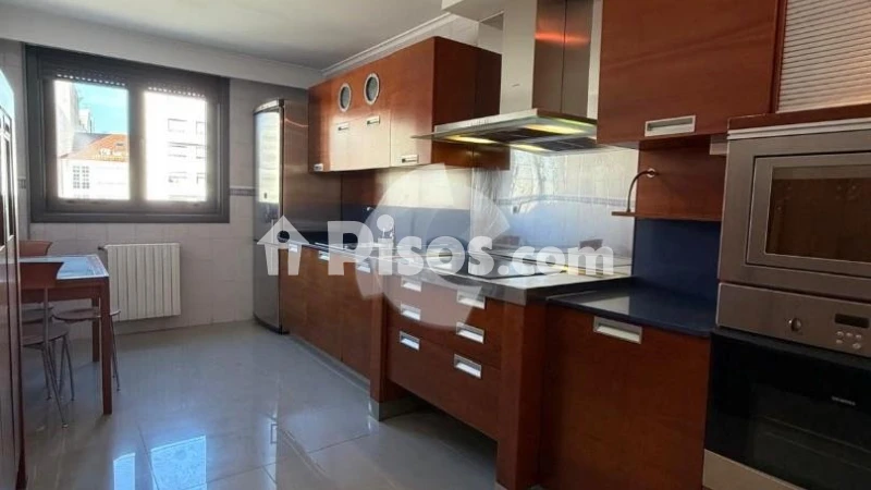Fotografía del inmueble reportado: 950 €/mes — Ourense, Ourense