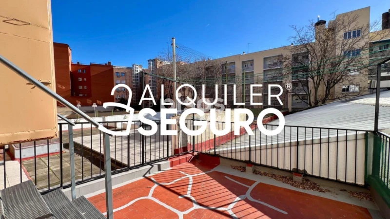 Piso en alquiler en Ciudad Lineal