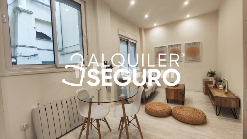 Piso en alquiler en Centro