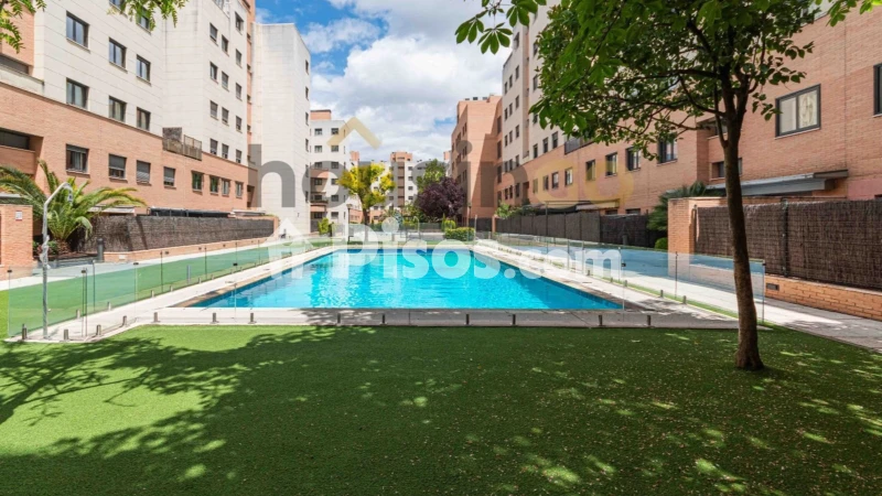 Piso en alquiler en Calle de Ana de Austria, cerca de Calle de Américo Castro