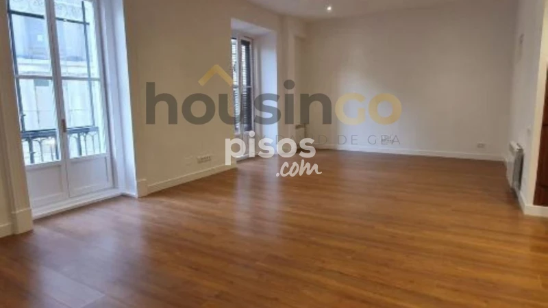 Piso en alquiler en Centro