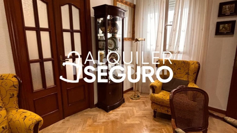 Piso en alquiler en Centro