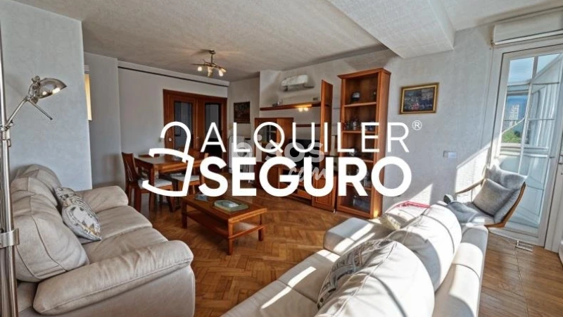 Piso en alquiler en Latina