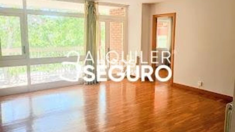 Piso en alquiler en Les Corts