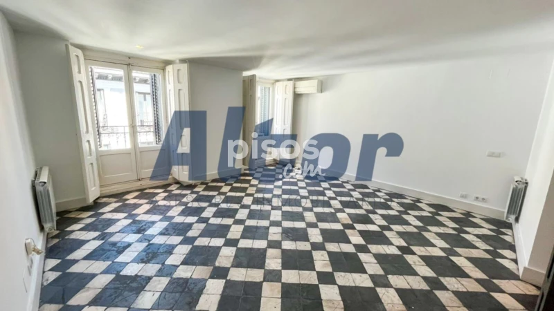 Piso en alquiler en Centro