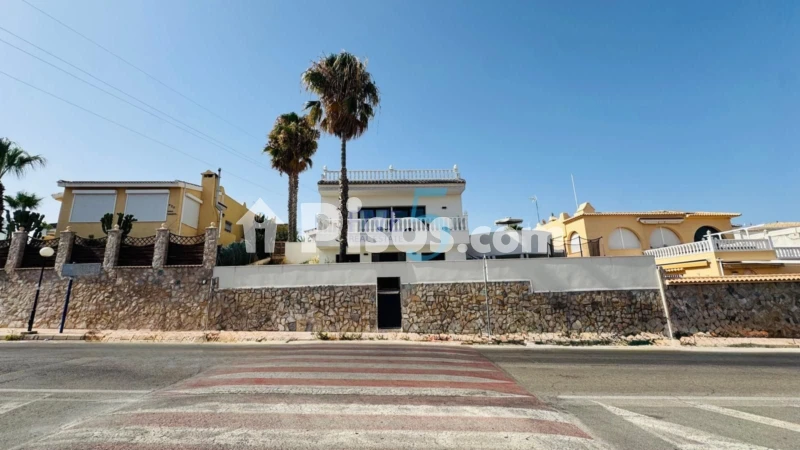 Casa – Orihuela, Urbanización El Presidente, Villa Martín