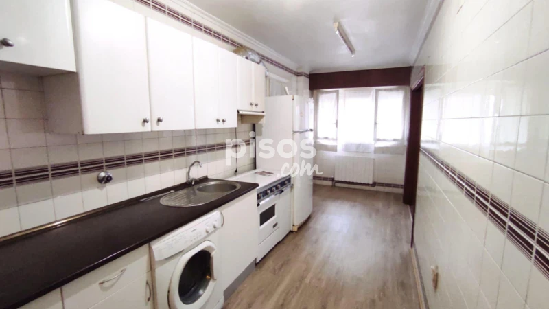 Piso en venta en en El Centro de Berriz. , Berriz de 180.000 €