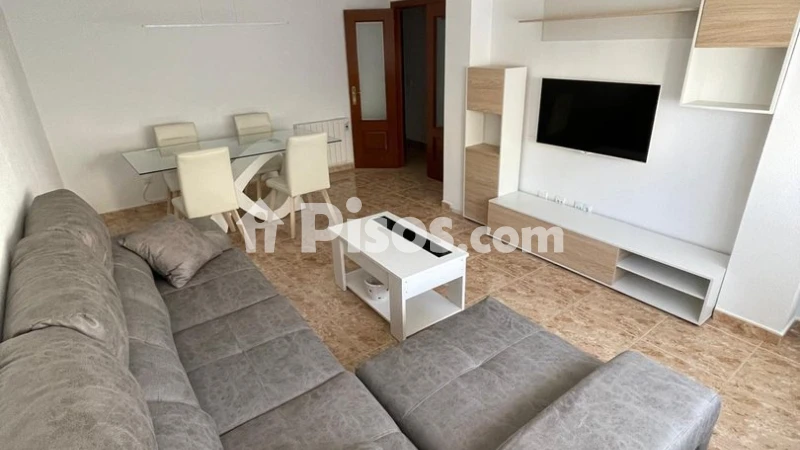 Fotografía del inmueble reportado: 900 €/mes — Cáceres, Cáceres