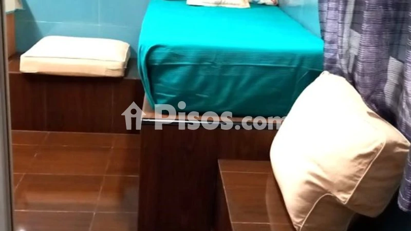 Piso en alquiler en Sants-Badal