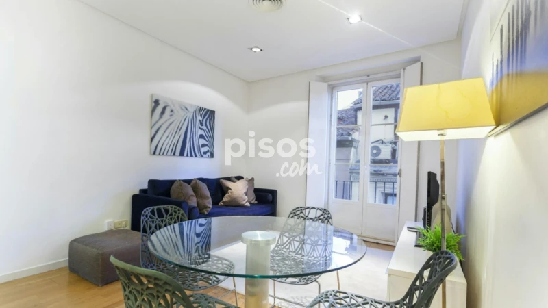 Piso en alquiler en Sol