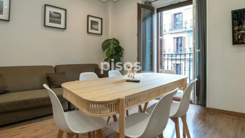 Piso en alquiler en Sol