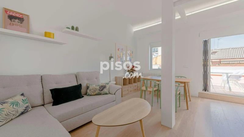 Piso en alquiler en Cuatro Caminos