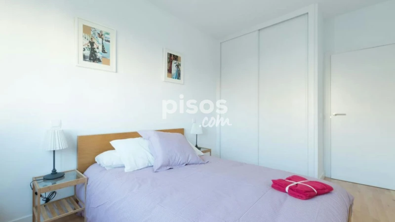 Piso en alquiler en Cuatro Caminos