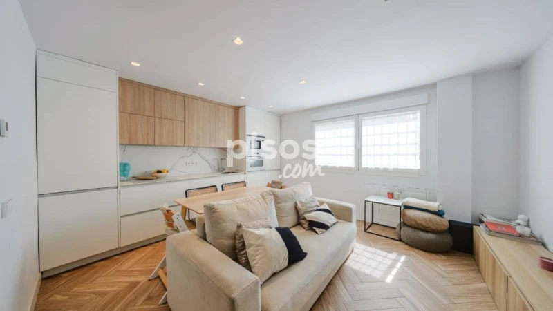 Piso en alquiler en Calle >C. de Felipe Campos, Número >