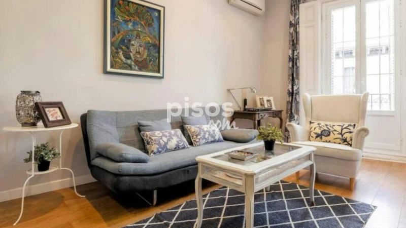 Piso en alquiler en Sol