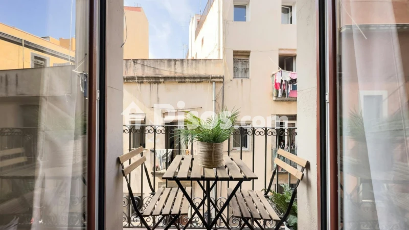 Piso en alquiler en El Raval